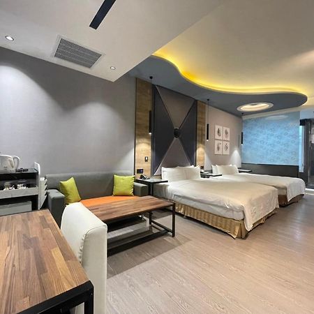 Minimalist Fashion Motel Taoyuan Exteriör bild